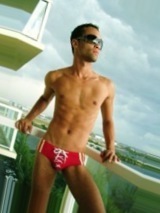 seeking a gay man in Miami Beach, Florida